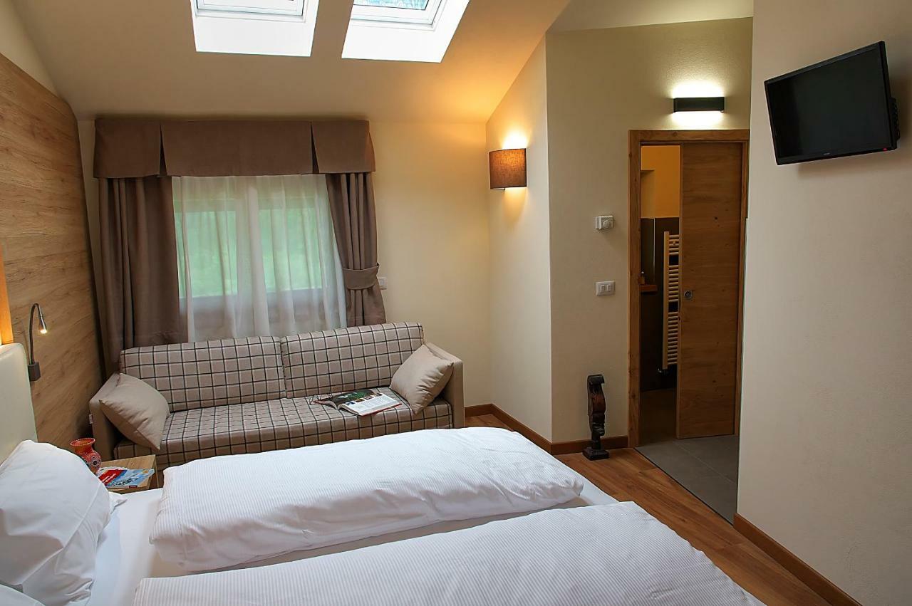 Botton D'Oro Delle Dolomiti Bed and Breakfast Vattaro Exteriör bild
